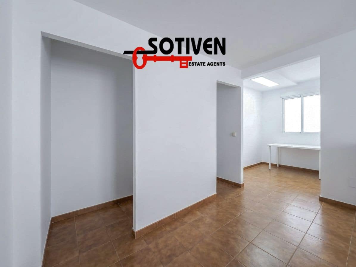 3 bedroom Terraced Villa for sale in Granadilla de Abona with garage - € 570,000 (Ref: 9820006)