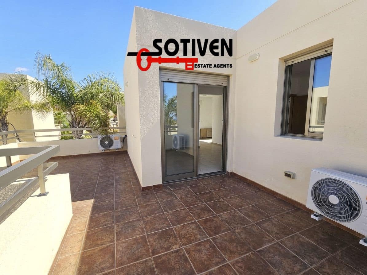 3 bedroom Terraced Villa for sale in Granadilla de Abona with garage - € 570,000 (Ref: 9820006)