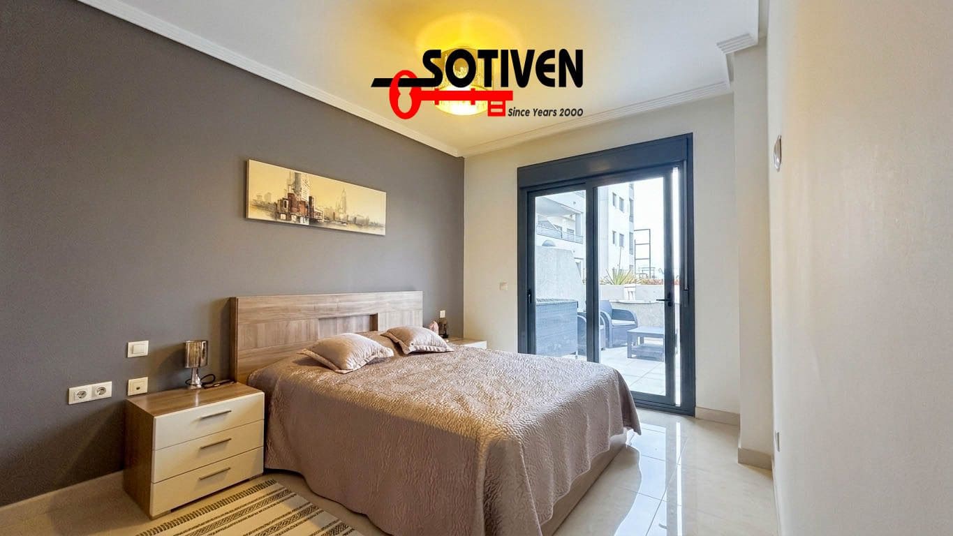 2 bedroom Apartment for sale in Playa Paraiso with garage - € 375,000 (Ref: 9822344)