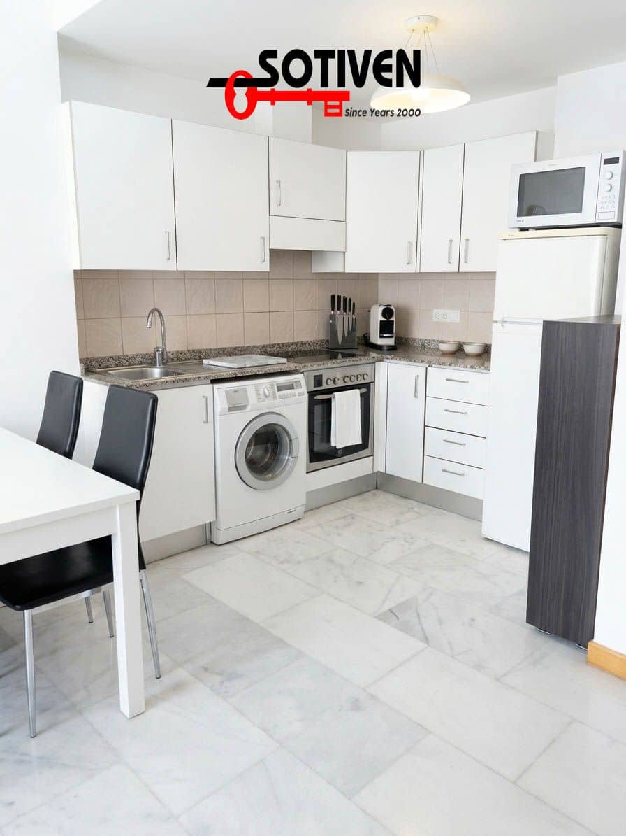 2 Zimmer Apartment zu verkaufen in La Caleta Adeje - 450.000 € (Ref: 9822345)