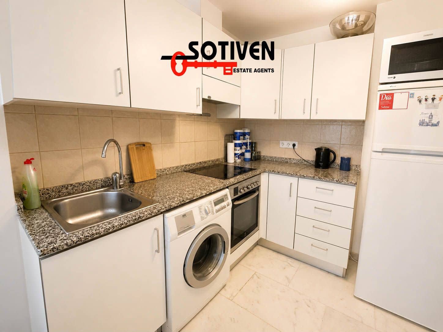 2 slaapkamer Appartement te koop in La Caleta Adeje - € 450.000 (Ref: 9822345)