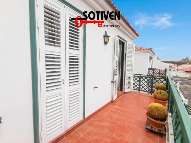 3 bedroom Semi-detached Villa for sale in Abades, Arico - € 375,000 (Ref: 9828772)