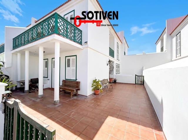 3 bedroom Semi-detached Villa for sale in Abades, Arico - € 375,000 (Ref: 9828772)