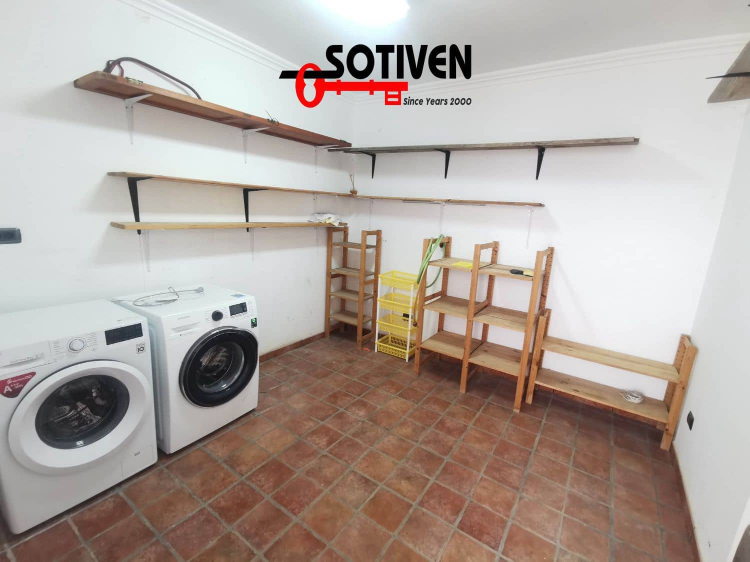 3 bedroom Semi-detached Villa for sale in Abades - € 375,000 (Ref: 9828772)