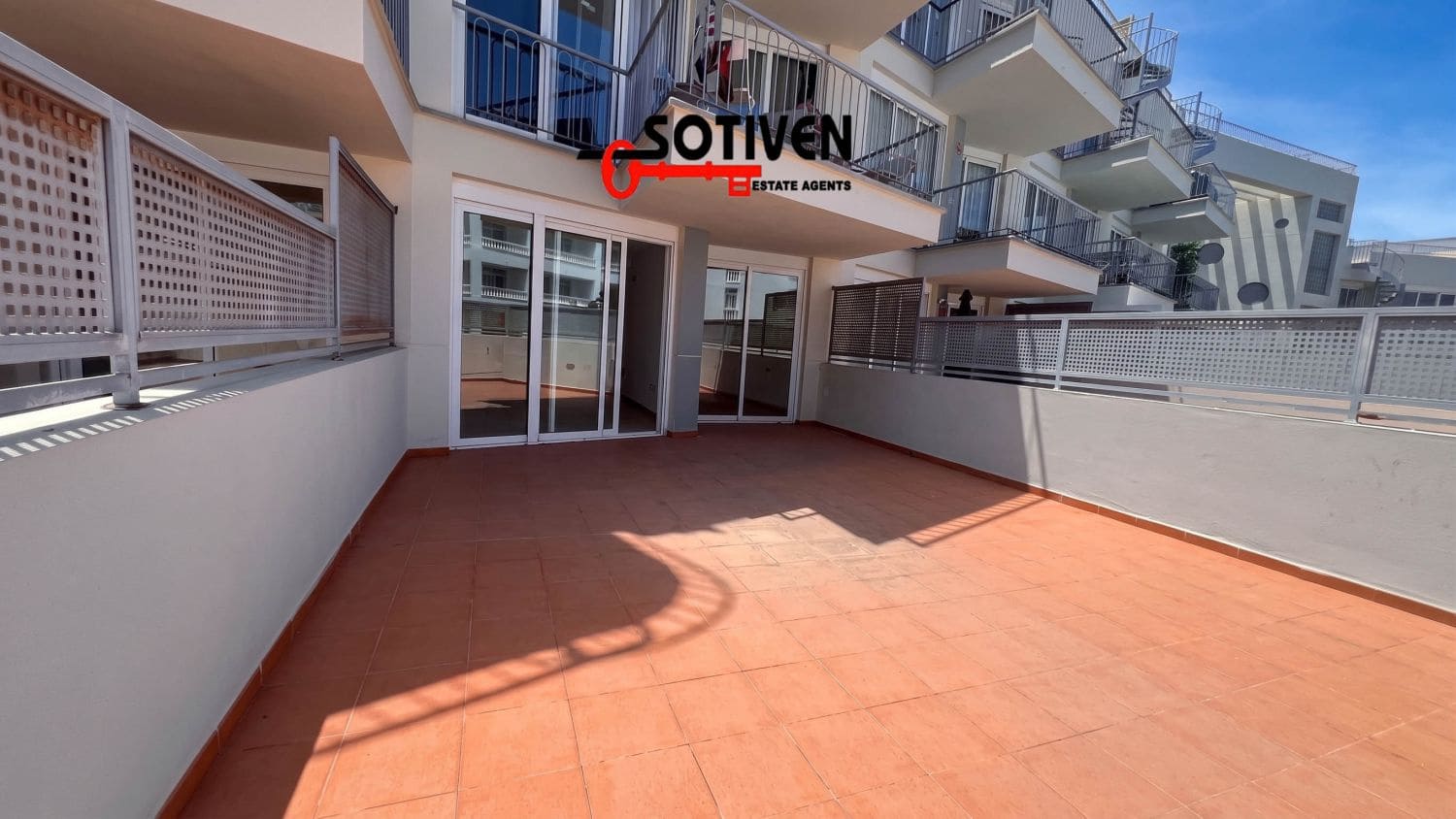 1 slaapkamer Appartement te koop in Puerto Santiago met garage - € 187.500 (Ref: 9833387)