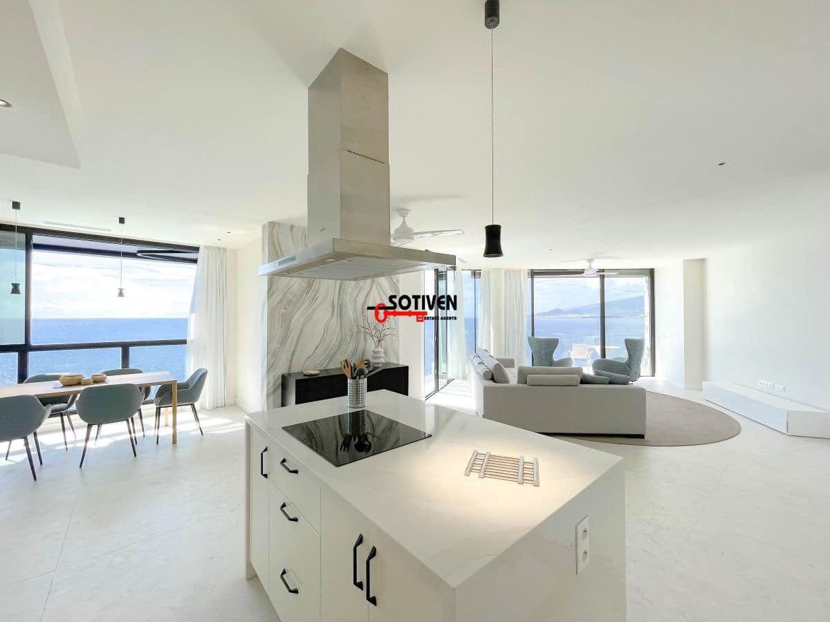3 bedroom Villa for rent in Tabaiba with pool garage - € 4,500 (Ref: 9842682)