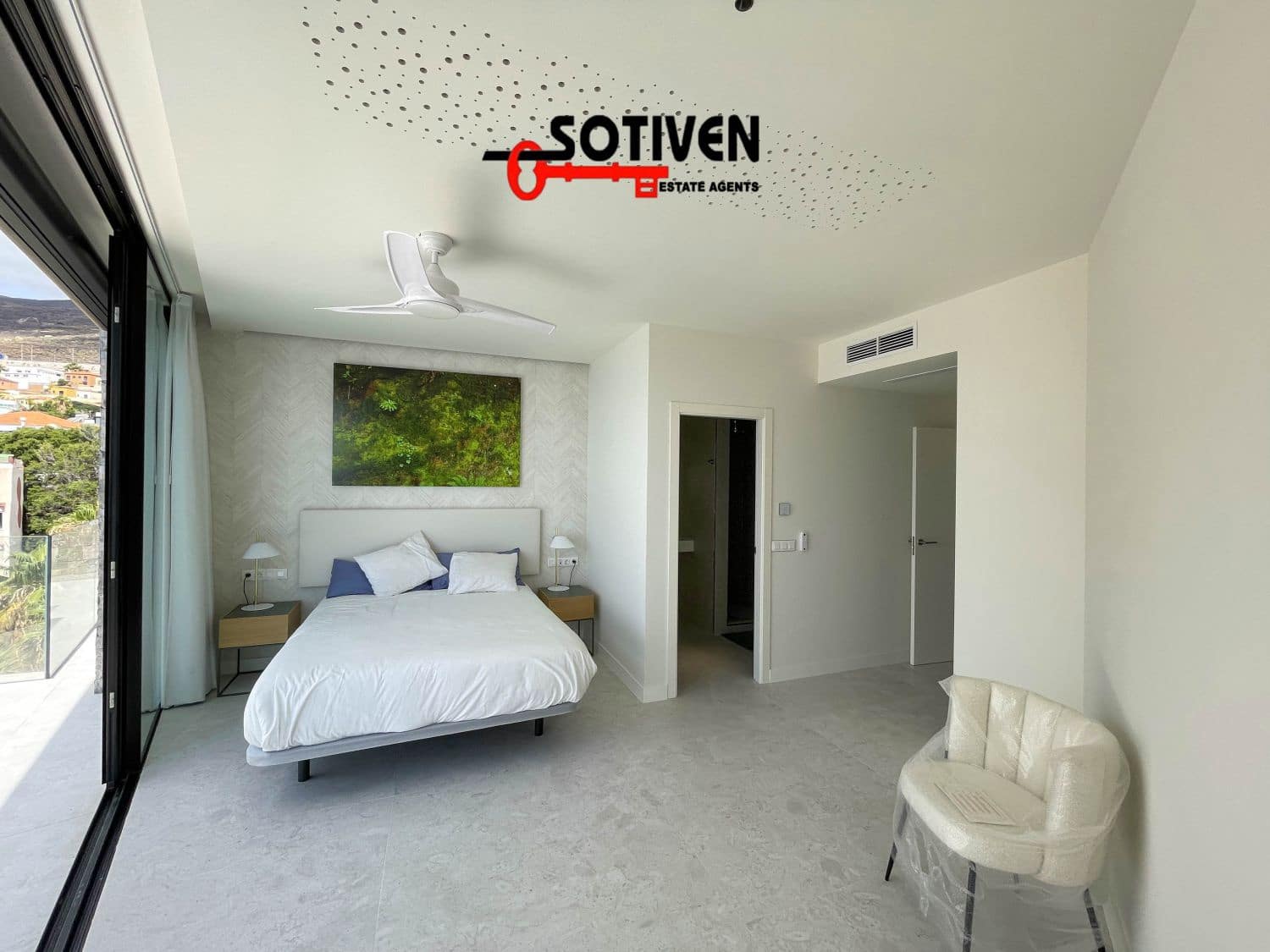 3 bedroom Villa for rent in Tabaiba with pool garage - € 4,500 (Ref: 9842682)