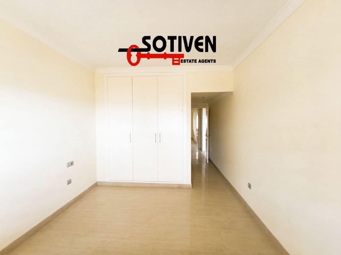 2 bedroom Apartment for sale in Amarilla Golf - € 327,075 (Ref: 9845097)