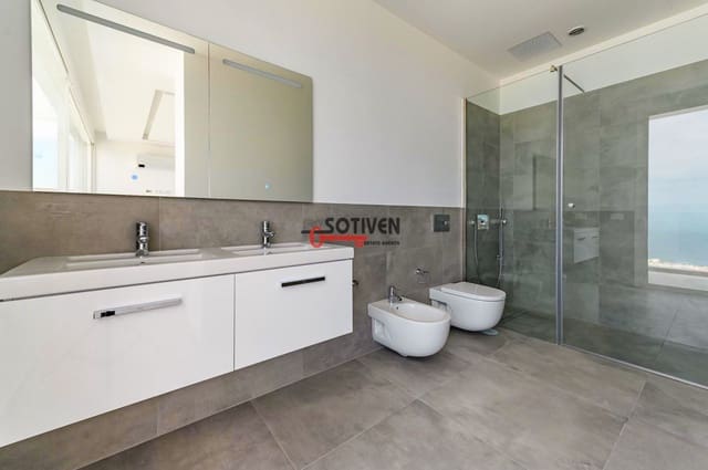 3 bedroom Villa for rent in Roque del Conde, Adeje with pool garage - € 5,500 (Ref: 9859615)