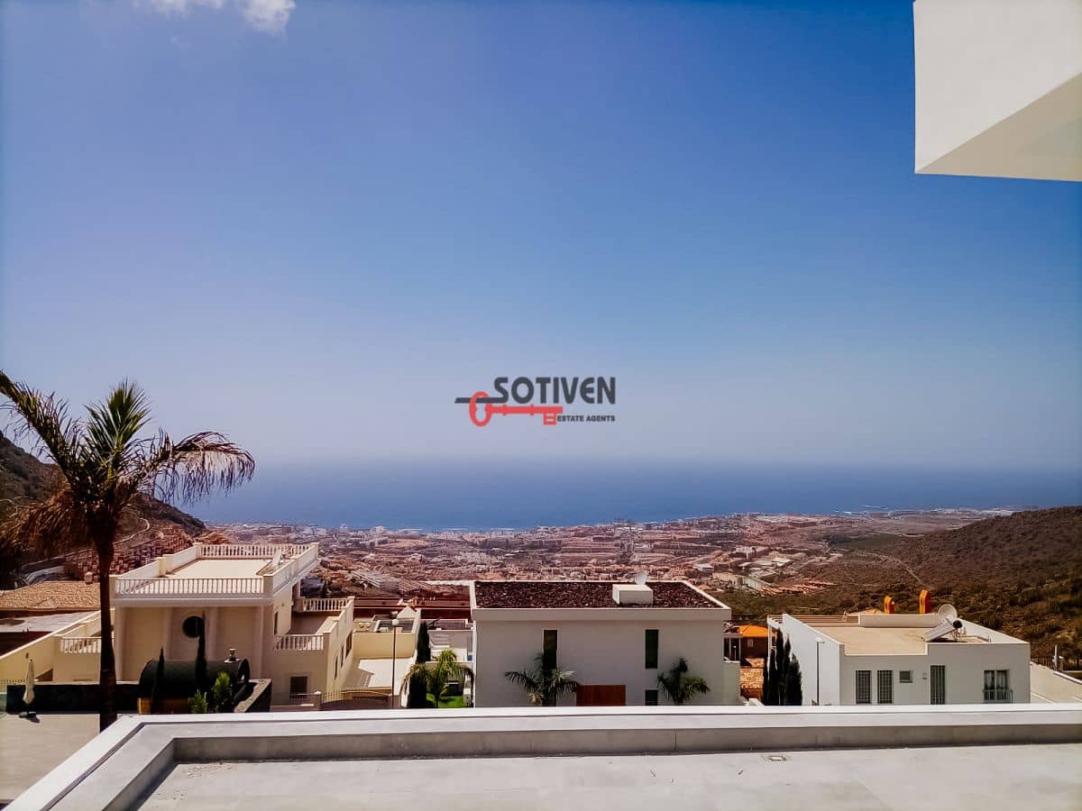 3 bedroom Villa for rent in Roque del Conde with pool garage - € 5,500 (Ref: 9859615)