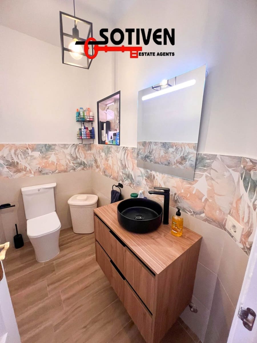 4 soveværelse Rækkehus til salg i Adeje - € 550.000 (Ref: 9866705)