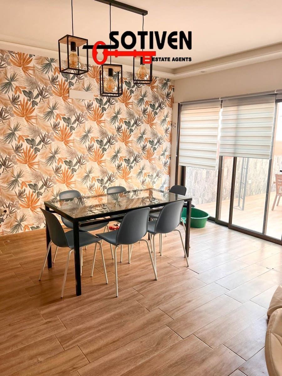 4 soveværelse Rækkehus til salg i Adeje - € 550.000 (Ref: 9866705)