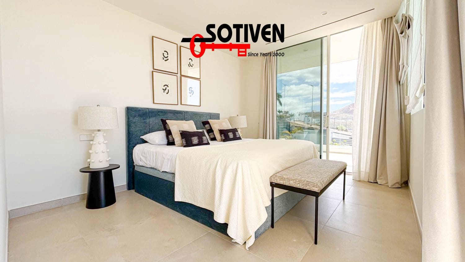 3 soveværelse Villa til salg i Costa Adeje med garage - € 2.039.500 (Ref: 9880664)