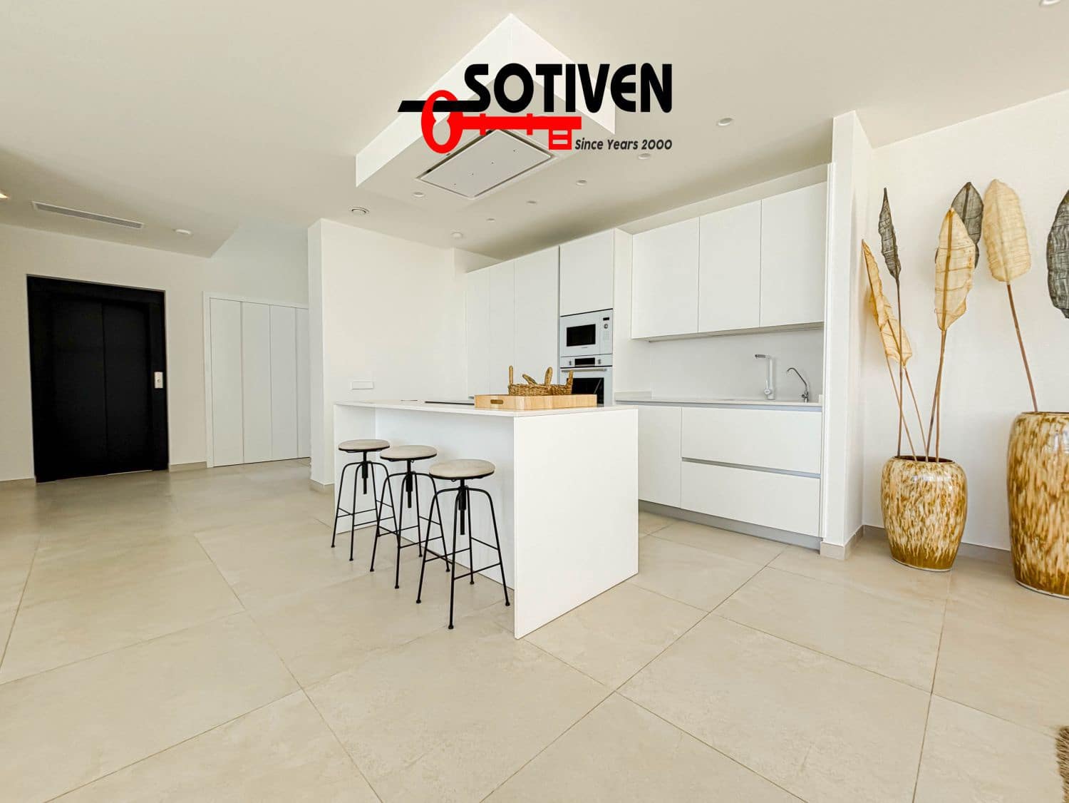 3 soveværelse Villa til salg i Costa Adeje med garage - € 2.039.500 (Ref: 9880664)