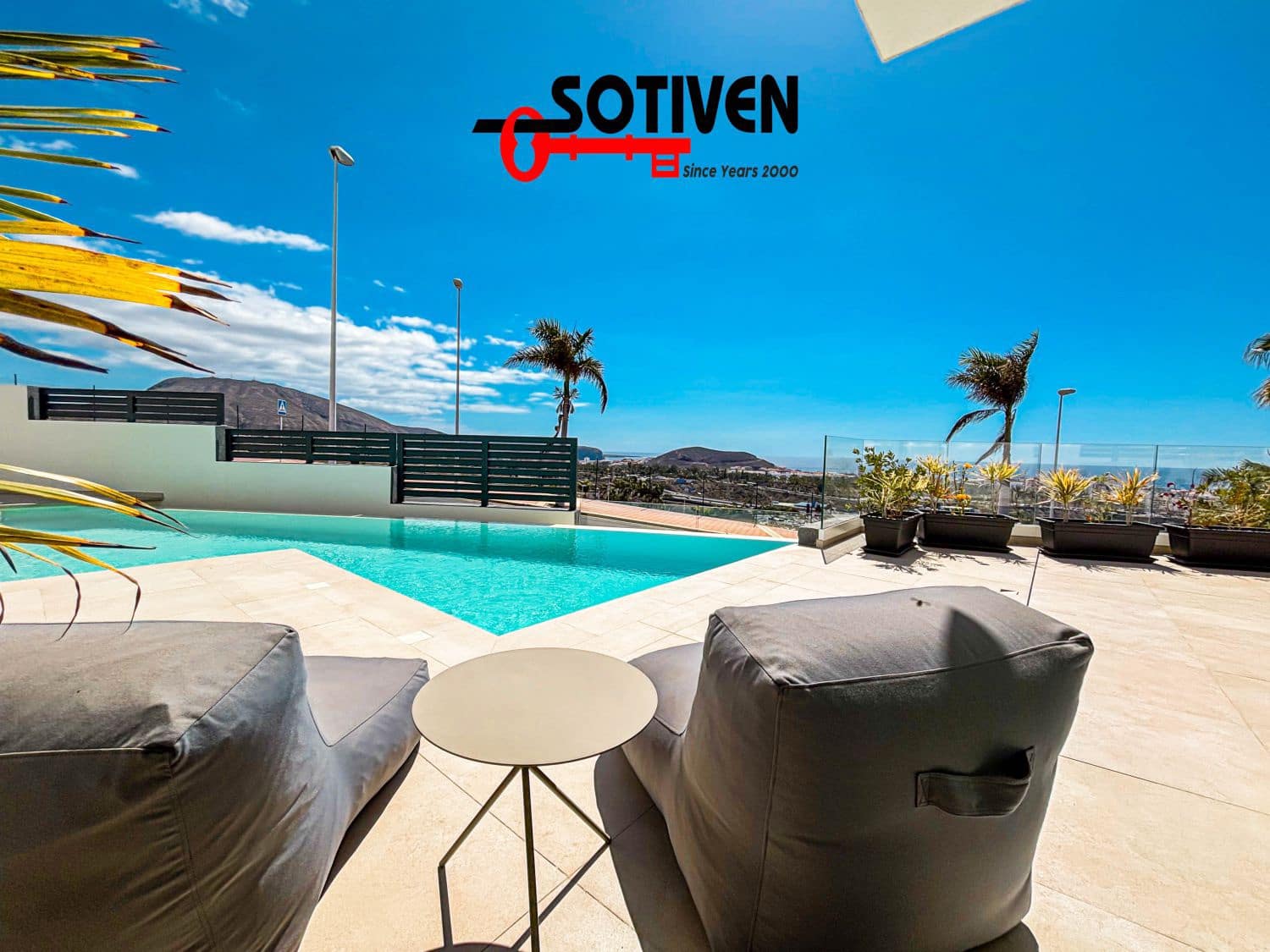 3 soveværelse Villa til salg i Costa Adeje med garage - € 2.039.500 (Ref: 9880664)
