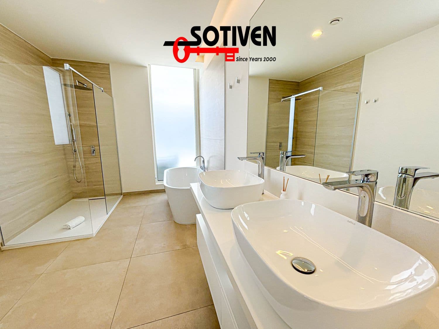 3 soveværelse Villa til salg i Costa Adeje med garage - € 2.039.500 (Ref: 9880664)