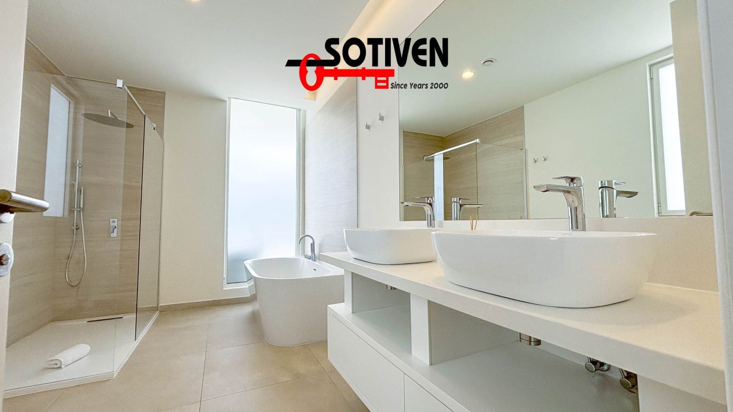 3 soveværelse Villa til salg i Costa Adeje med garage - € 2.039.500 (Ref: 9880664)