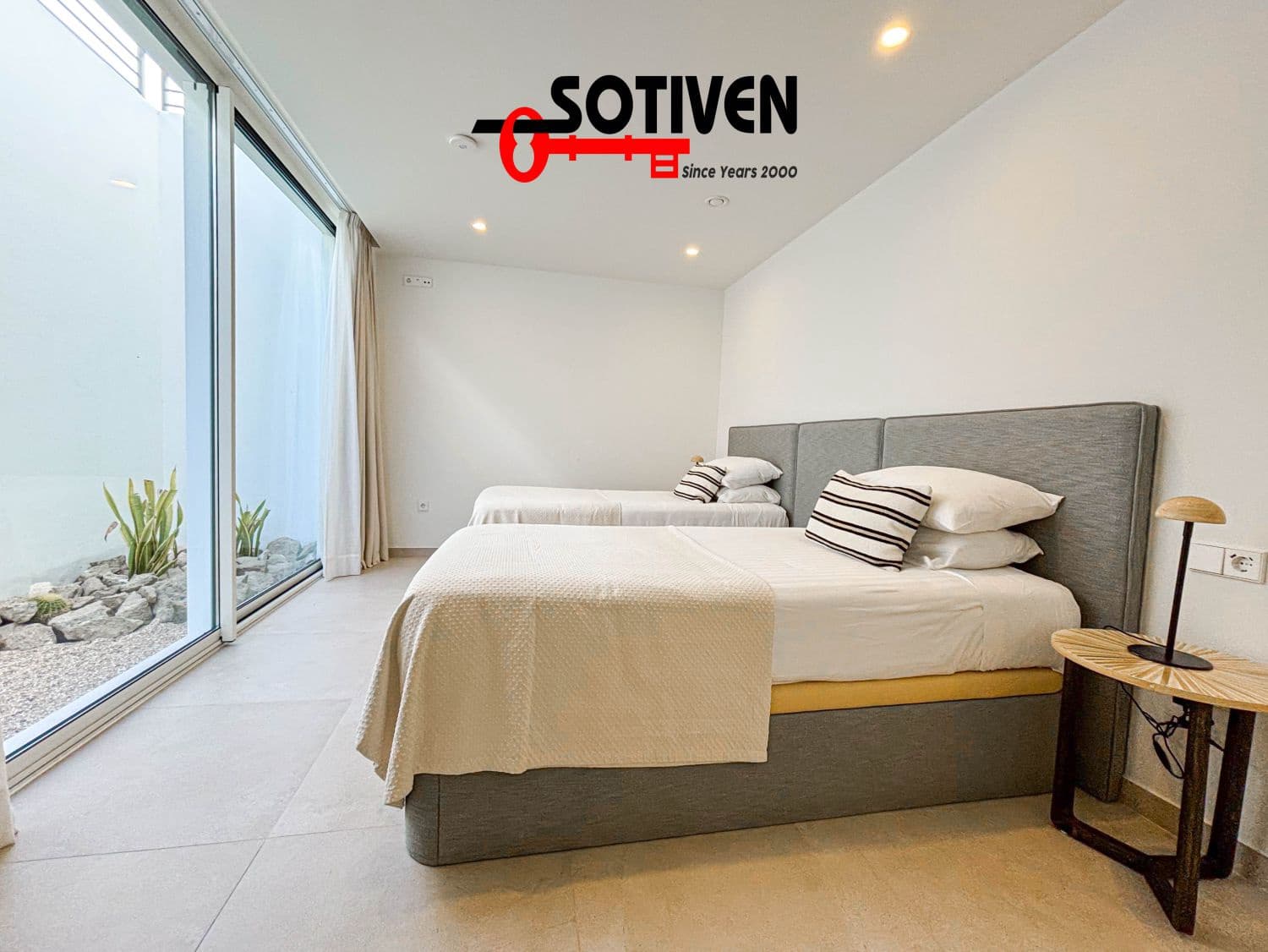 3 soveværelse Villa til salg i Costa Adeje med garage - € 2.039.500 (Ref: 9880664)