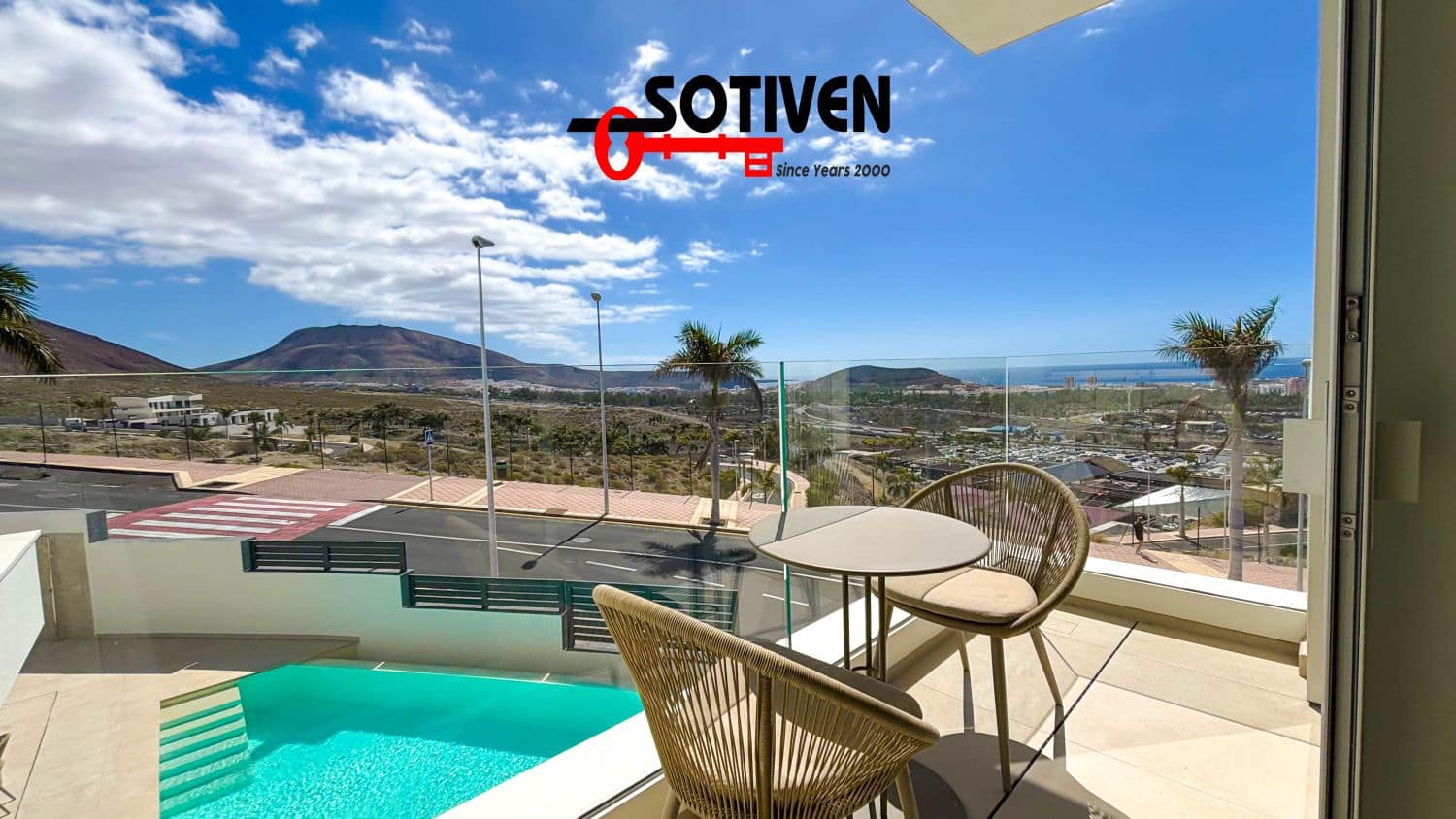 3 soveværelse Villa til salg i Costa Adeje med garage - € 2.039.500 (Ref: 9880664)