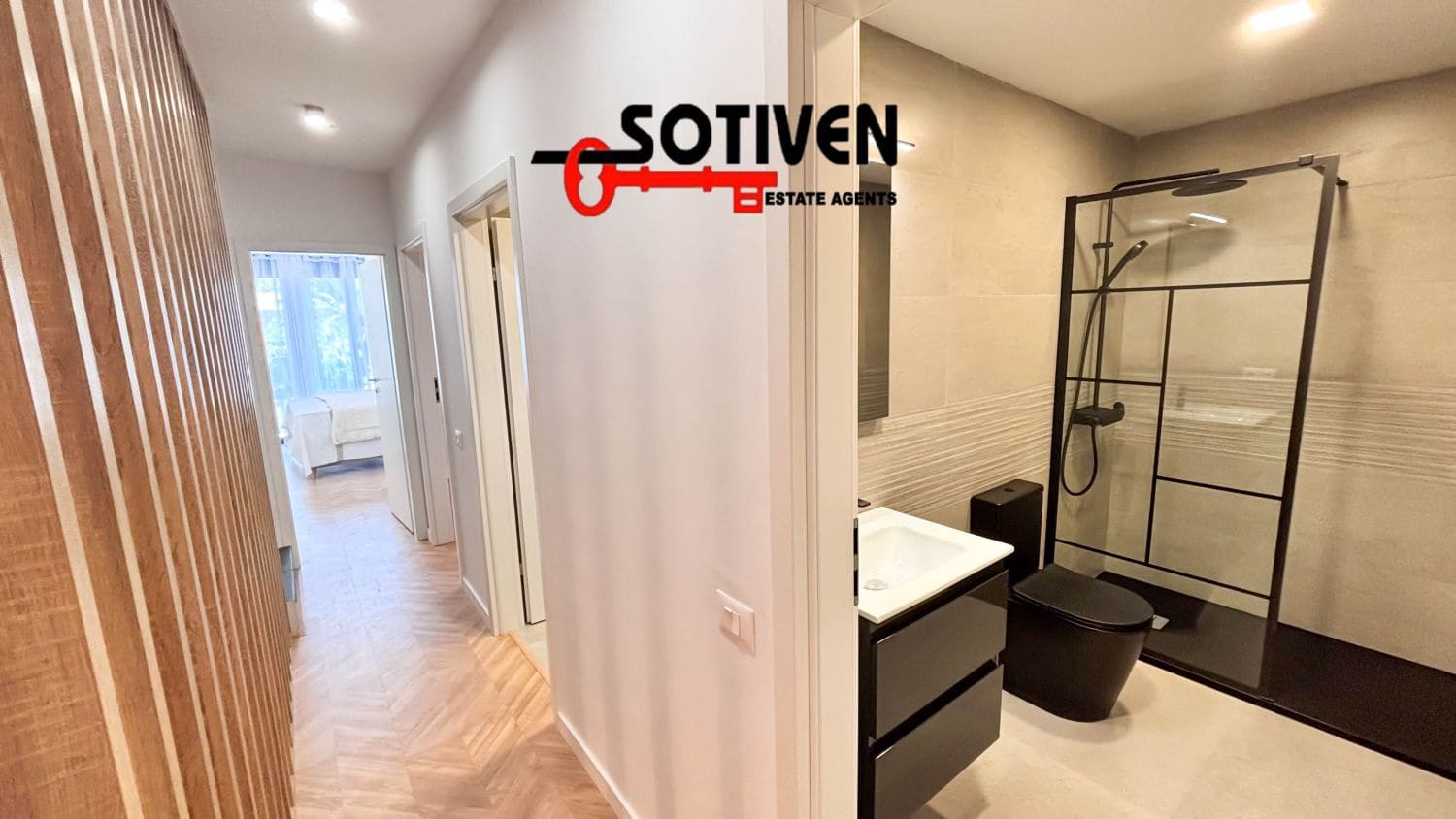 3 soveværelse Rækkehus til salg i Playa San Juan med garage - € 499.500 (Ref: 9884221)