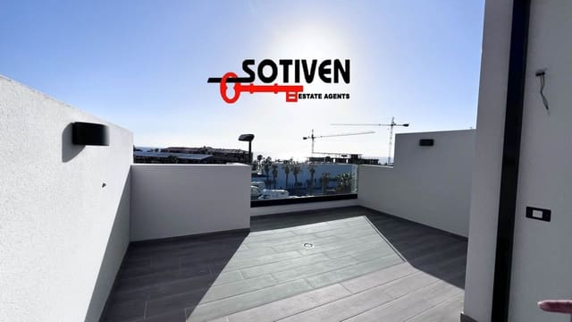 3 soveværelse Rækkehus til salg i Playa San Juan, Guía de Isora med garage - € 584.500 (Ref: 9884222)