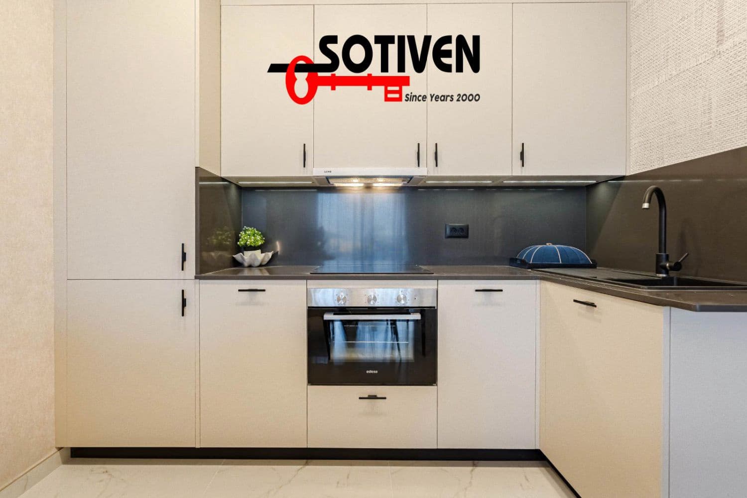 3 soveværelse Rækkehus til salg i Playa San Juan med garage - € 549.500 (Ref: 9884223)