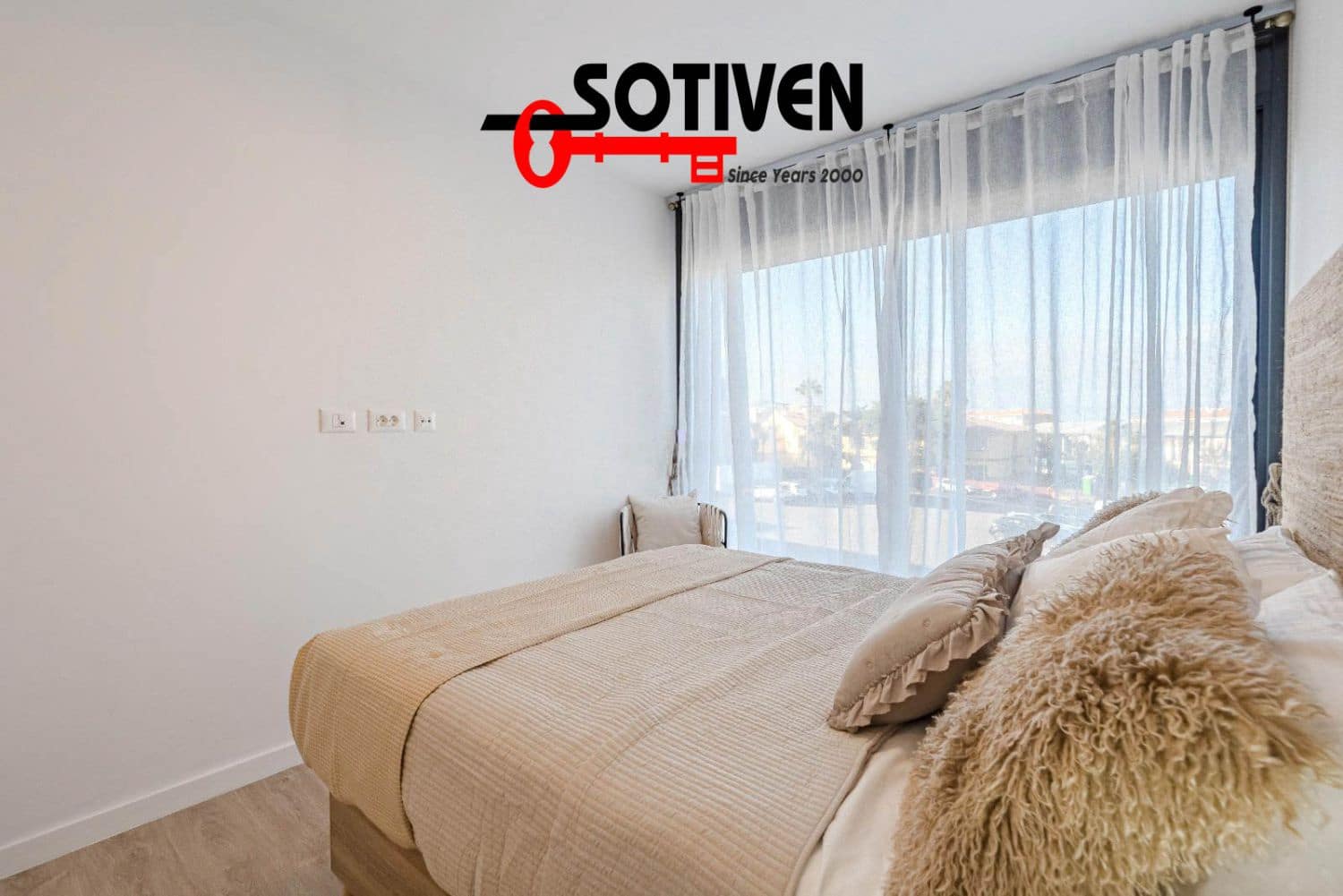 3 soveværelse Rækkehus til salg i Playa San Juan med garage - € 549.500 (Ref: 9884223)