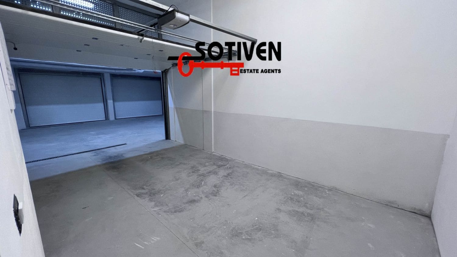 3 soveværelse Rækkehus til salg i Playa San Juan med garage - € 549.500 (Ref: 9884223)