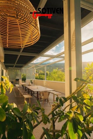 16 soveværelse Finca/Landehus til salg i Los Menores, Adeje - € 3.500.000 (Ref: 9884226)