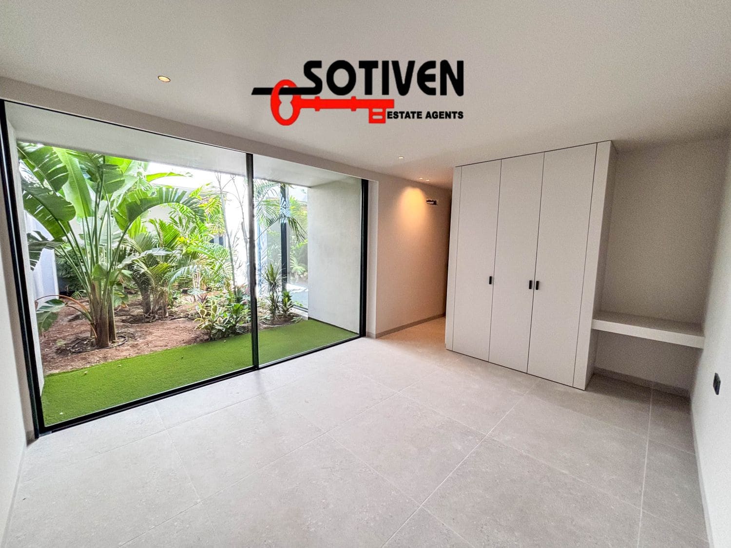 6 camera da letto Villa in vendita in Torviscas - 2.400.000 € (Rif: 9884227)