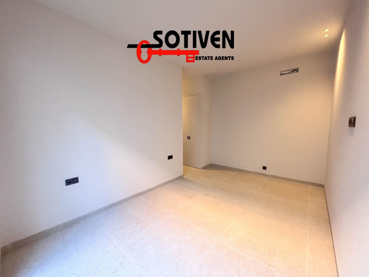 6 camera da letto Villa in vendita in Torviscas - 2.400.000 € (Rif: 9884227)