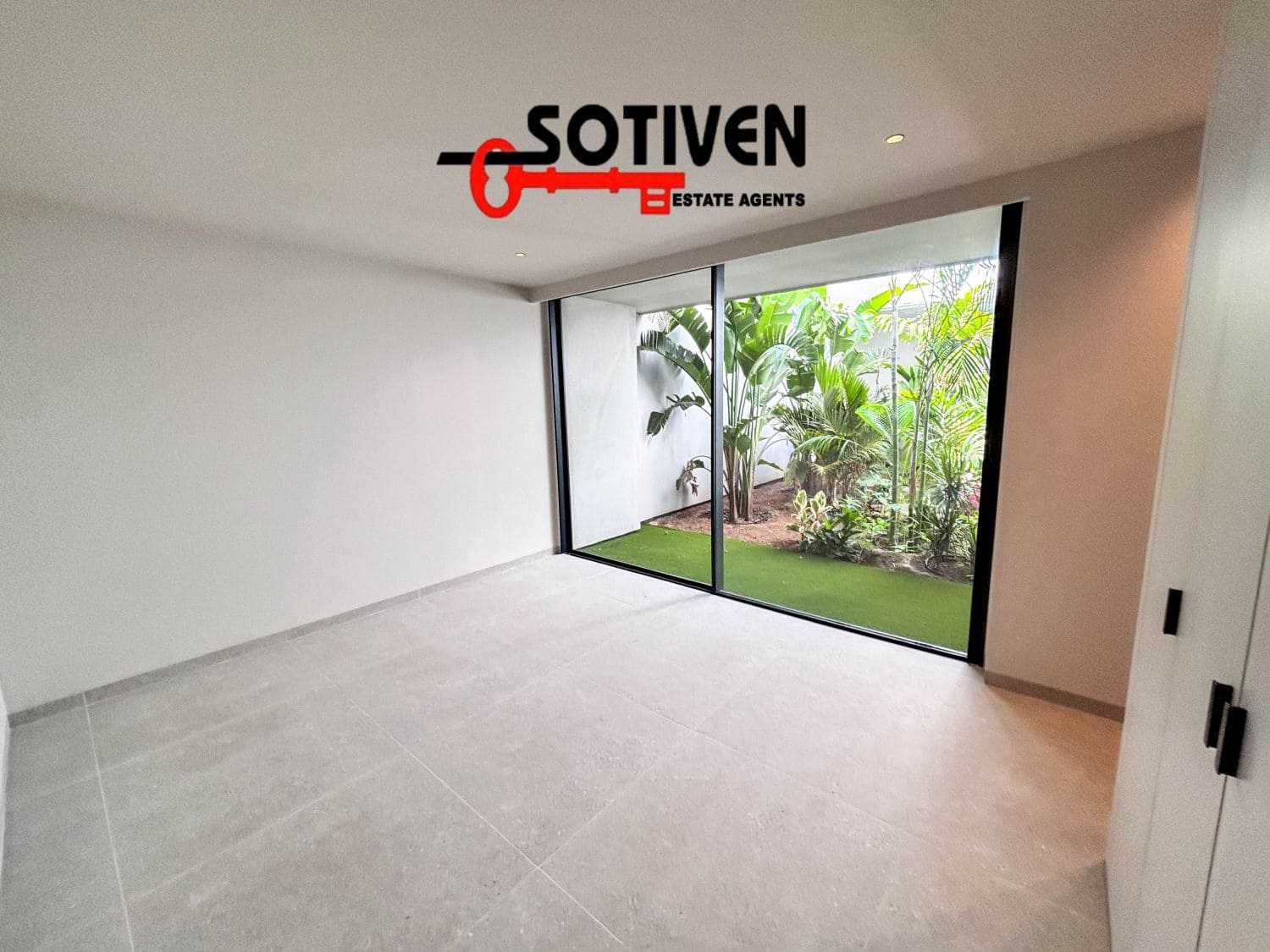 6 camera da letto Villa in vendita in Torviscas - 2.400.000 € (Rif: 9884227)