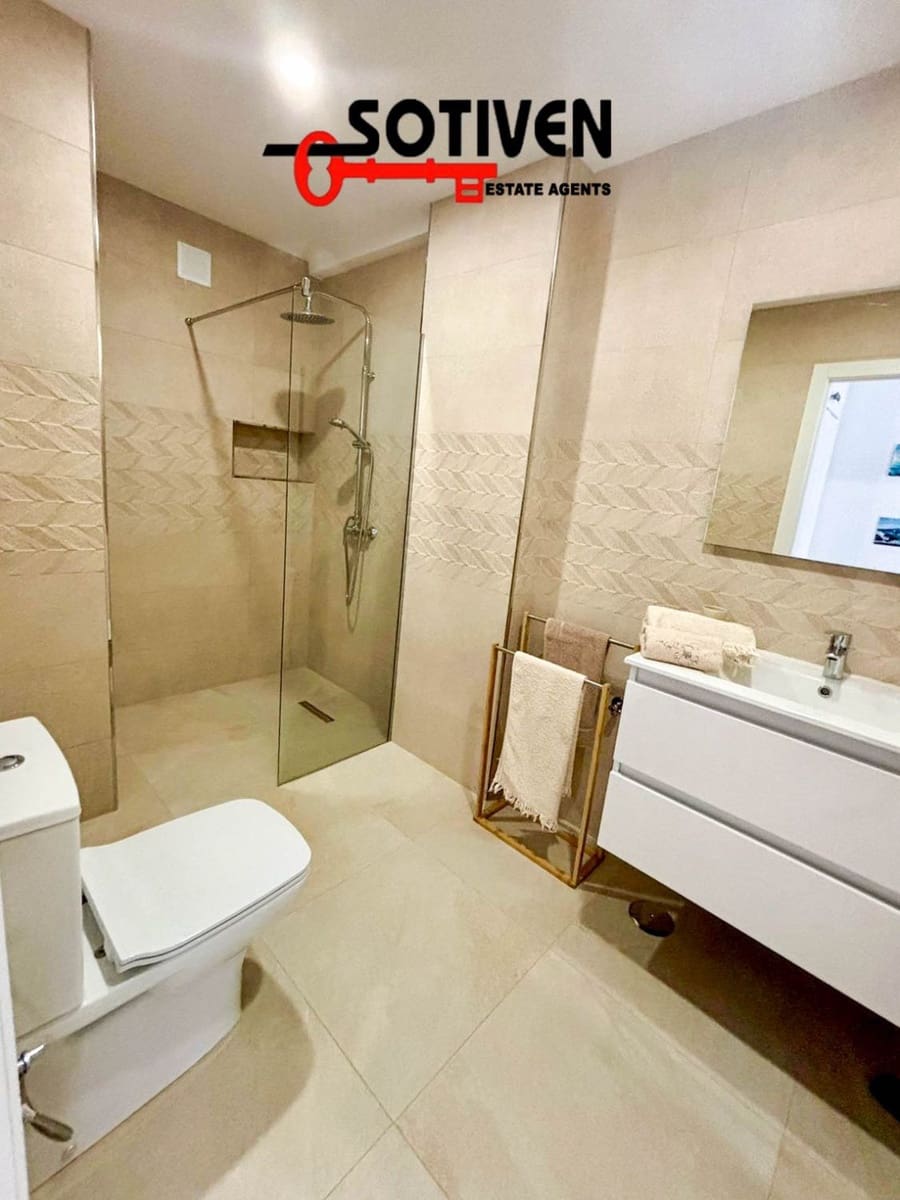 3 bedroom Apartment for sale in Alcala - € 265,000 (Ref: 9884229)