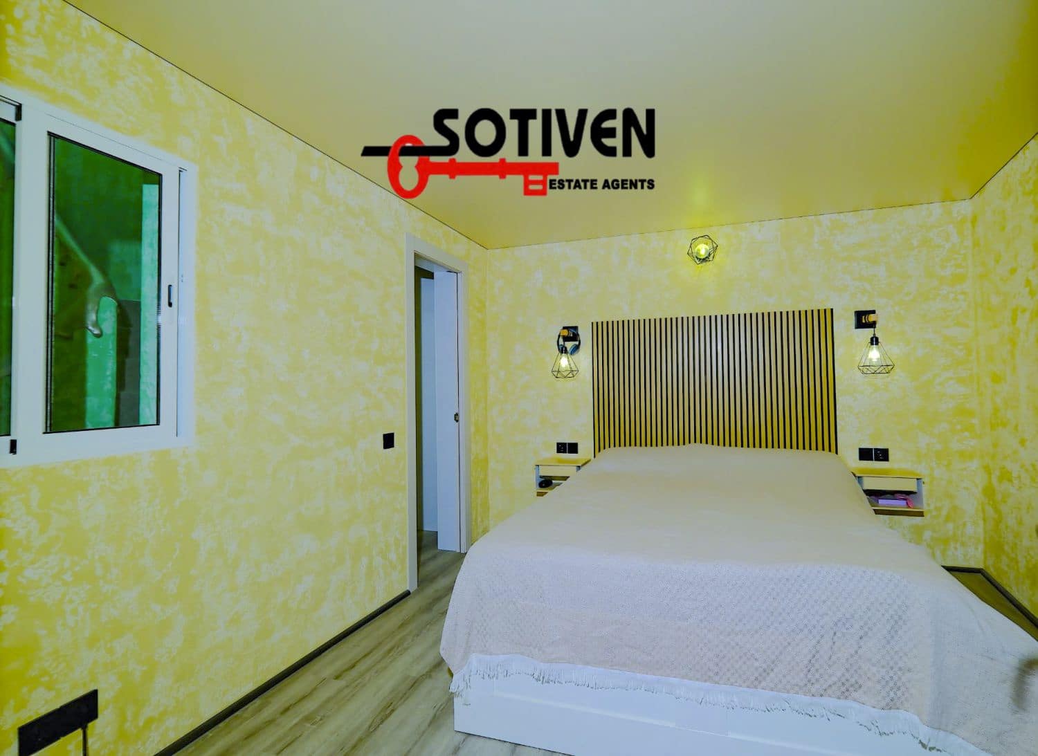 4 soveværelse Byhus til salg i Santiago del Teide - € 395.000 (Ref: 9884231)