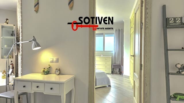 2 makuuhuone Huoneisto myytävänä paikassa Los Gigantes, Santiago del Teide - 460 000 € (Ref: 9884232)