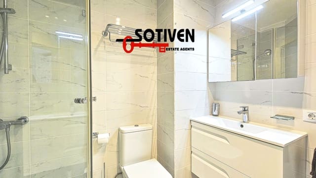 2 makuuhuone Huoneisto myytävänä paikassa Los Gigantes, Santiago del Teide - 460 000 € (Ref: 9884232)