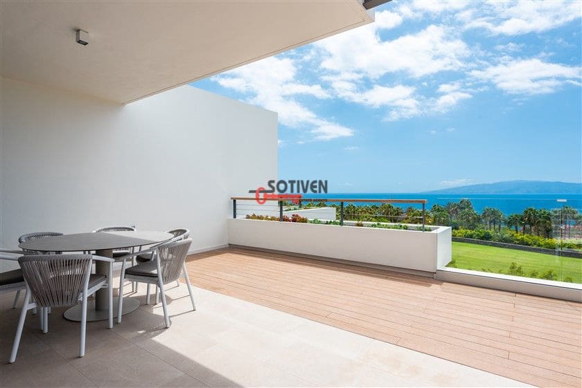 3 soveværelse Lejlighed til salg i Playa San Juan - € 1.479.000 (Ref: 9884233)
