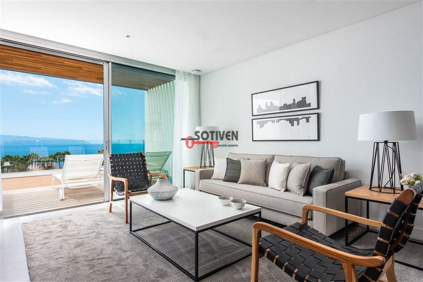 3 soveværelse Lejlighed til salg i Playa San Juan - € 1.479.000 (Ref: 9884233)