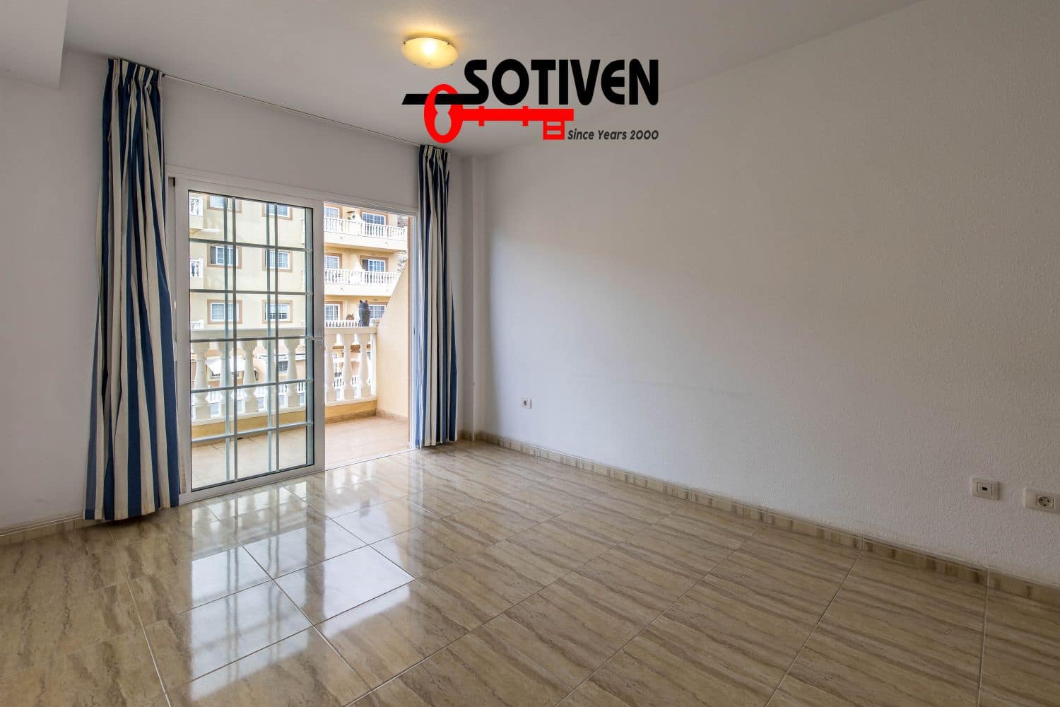 2 makuuhuone Huoneisto myytävänä paikassa Palm-Mar - 364 000 € (Ref: 9884236)