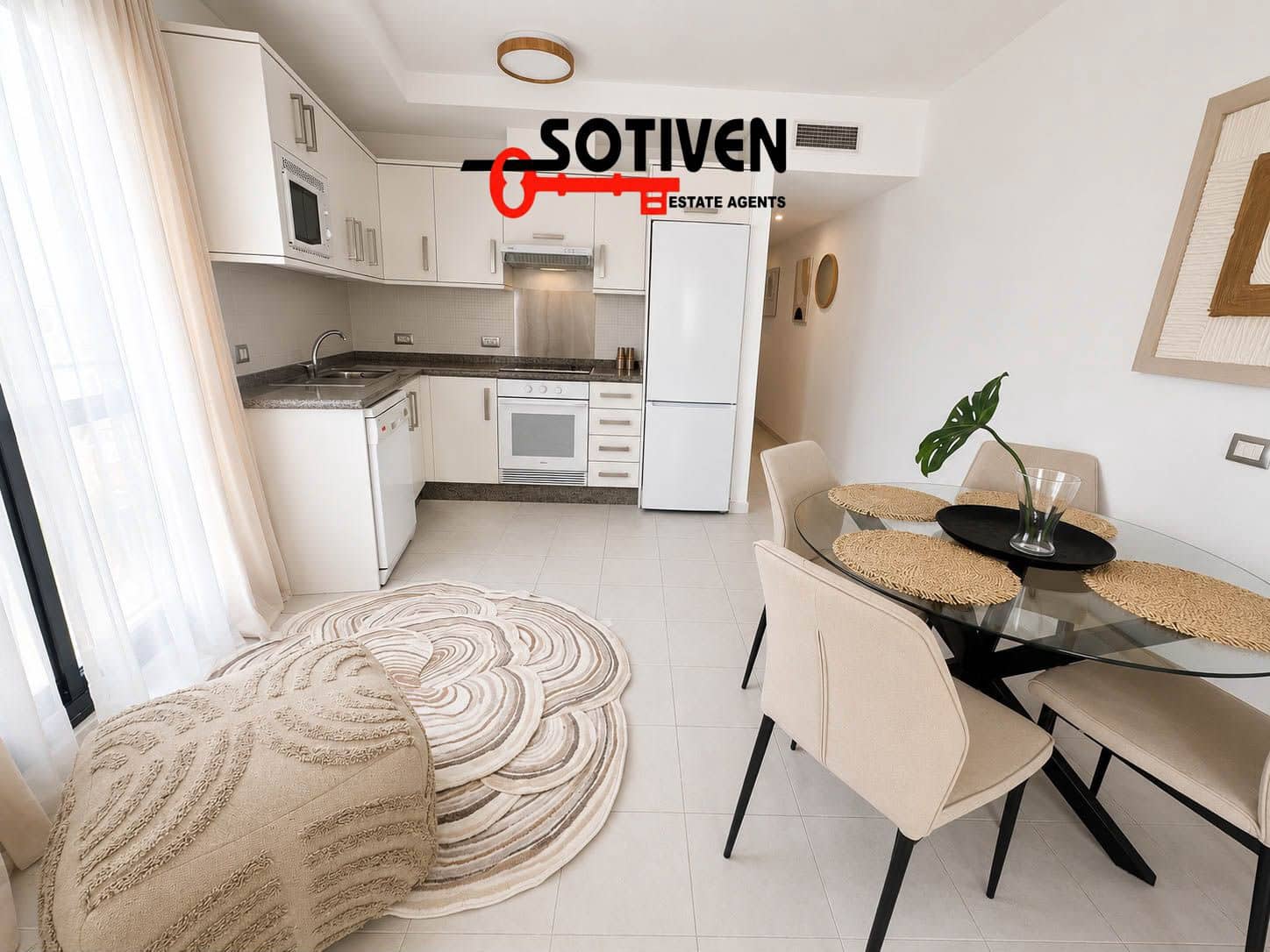 2 Zimmer Apartment zu verkaufen in La Caleta Adeje mit Garage - 450.000 € (Ref: 9884240)