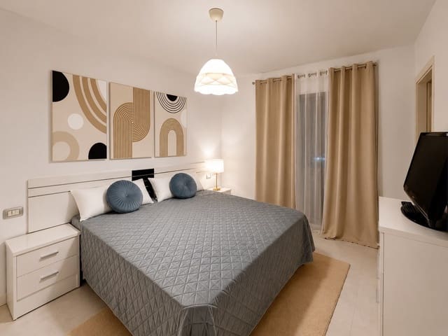 2 quarto Apartamento para venda em La Caleta Adeje, Adeje com garagem - 375 000 € (Ref: 9884240)