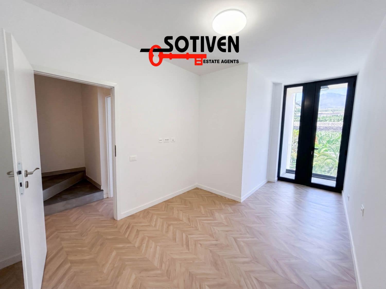 3 sypialnia Dom szeregowy na sprzedaż w Playa San Juan z garażem - 539 500 € (Ref: 9933658)