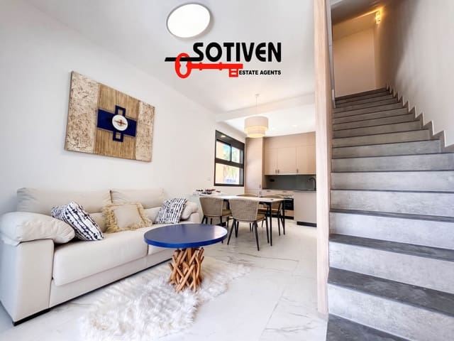 3 soveværelse Rækkehus til salg i Playa San Juan, Guía de Isora med garage - € 539.500 (Ref: 9933658)