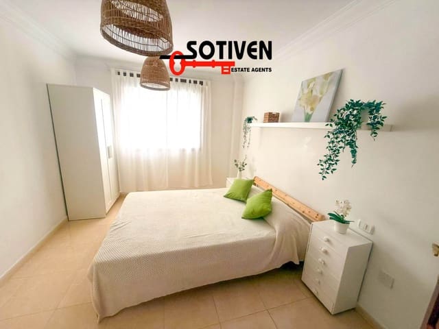 2 slaapkamer Appartement te huur in San Isidro de Abona, Granadilla de Abona - € 900 (Ref: 9935969)