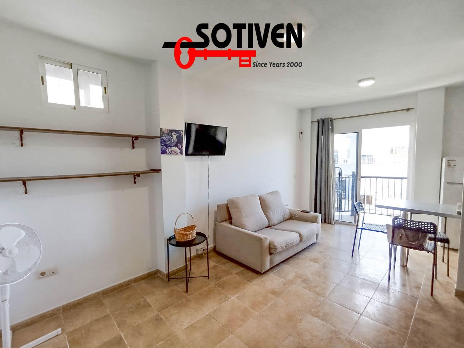 1 slaapkamer Appartement te huur in Adeje - € 750 (Ref: 9935970)