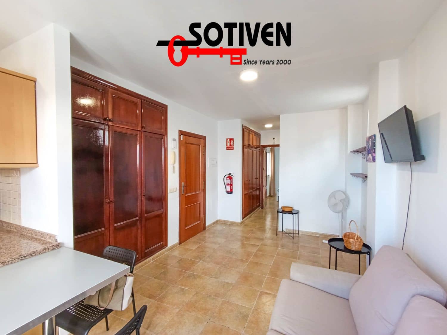 1 slaapkamer Appartement te huur in Adeje - € 750 (Ref: 9935970)