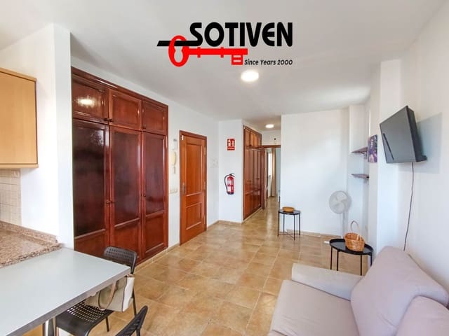 1 Zimmer Apartment zu vermieten in Adeje - 750 € (Ref: 9935970)