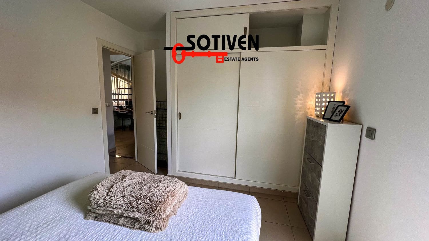 3 quarto Penthouse para arrendar em Alcala com garagem - 1 800 € (Ref: 9941796)