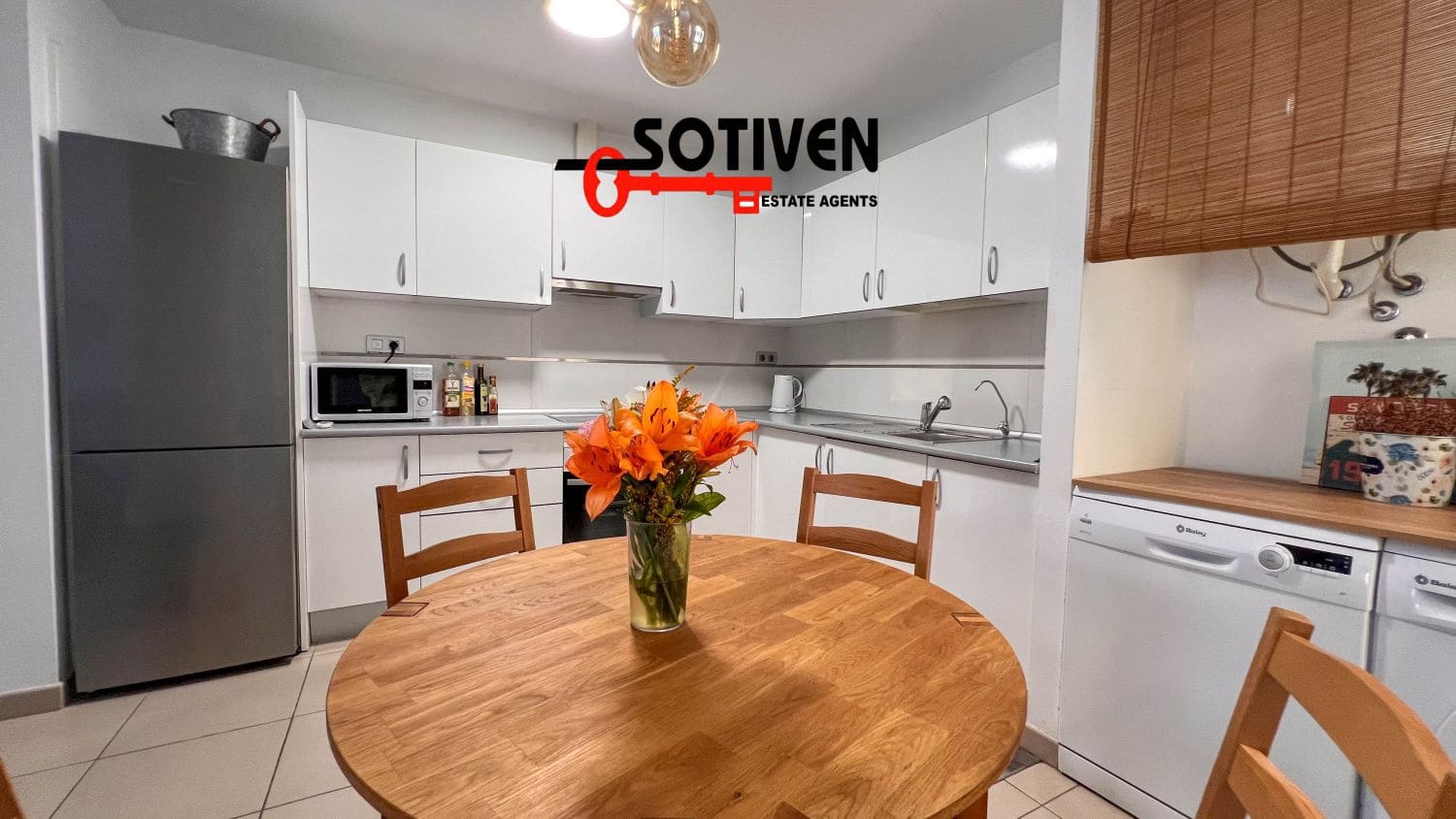 3 quarto Penthouse para arrendar em Alcala com garagem - 1 800 € (Ref: 9941796)