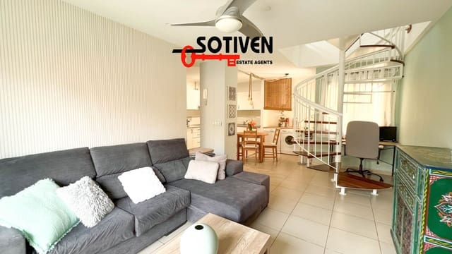 3 quarto Penthouse para arrendar em Alcala, Guía de Isora com garagem - 1 800 € (Ref: 9941796)